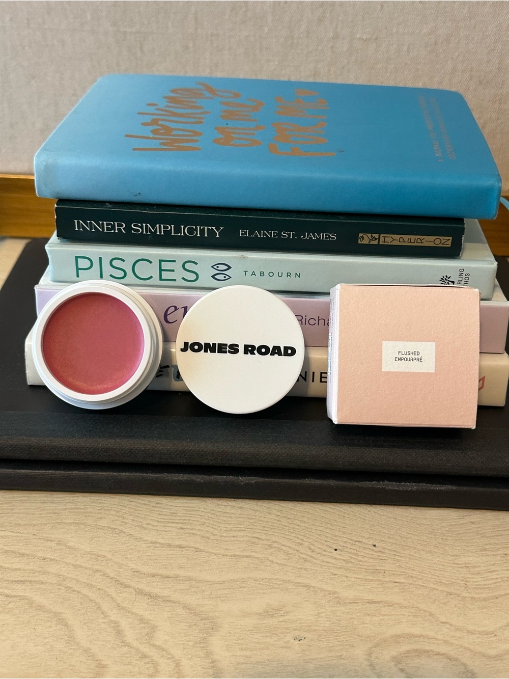 Jones Road Miracle Balm Mini Shade Flushed ‘Empourpre